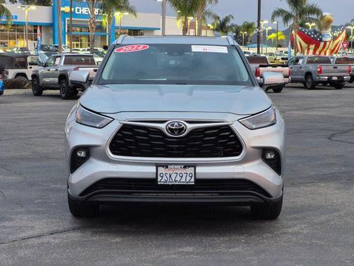 2024 Toyota Highlander XLE