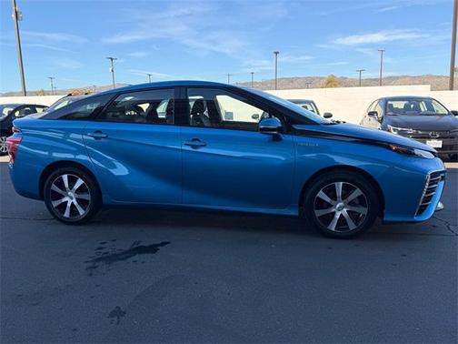 2018 Toyota Mirai Base