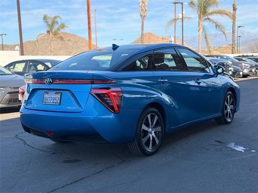 2018 Toyota Mirai Base