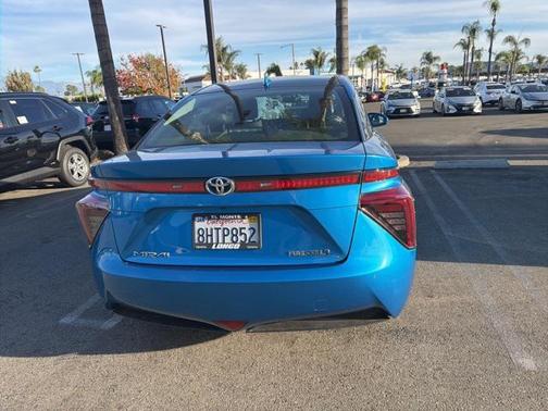 2018 Toyota Mirai Base