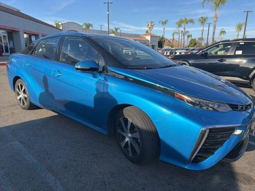 2018 Toyota Mirai Base