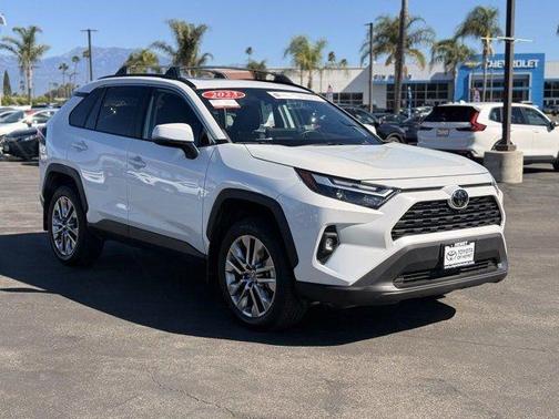 2023 Toyota RAV4 XLE Premium