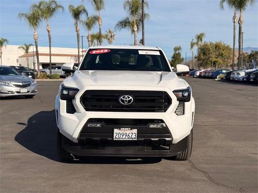 2025 Toyota Tacoma SR5