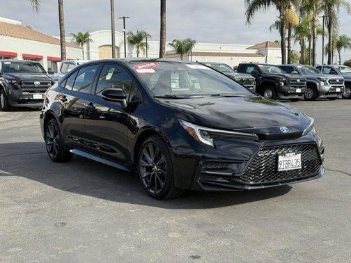 2025 Toyota Corolla Hybrid SE