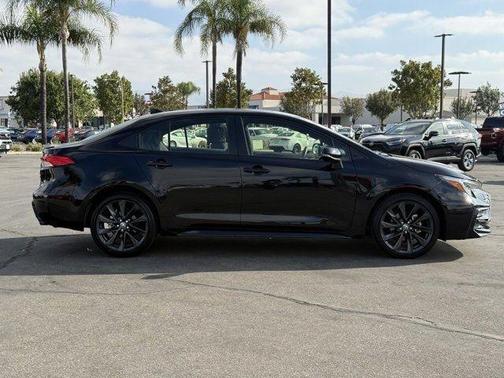 2025 Toyota Corolla Hybrid SE