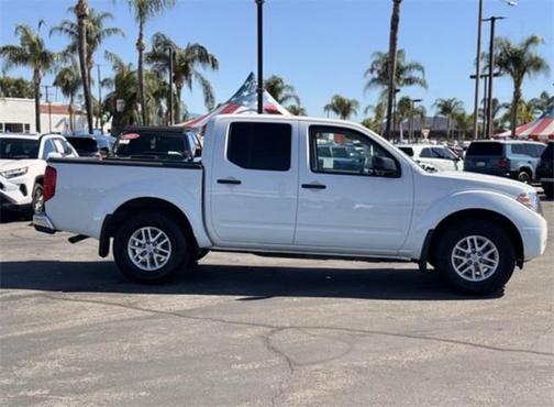 2021 Nissan Frontier SV