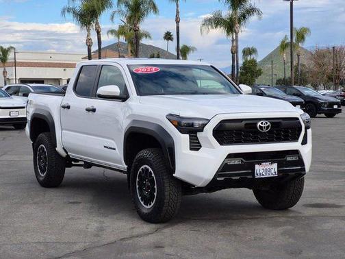 2024 Toyota Tacoma TRD Off Road
