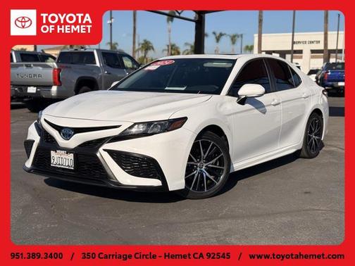 2024 Toyota Camry Hybrid SE