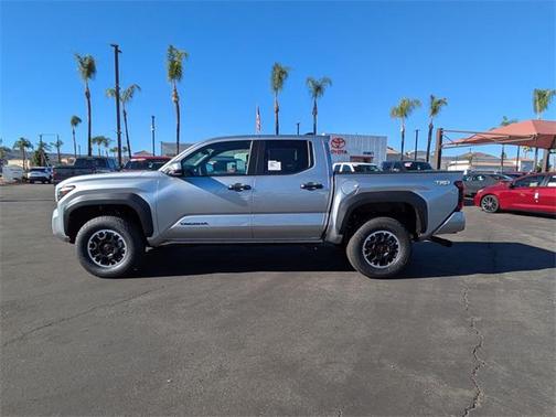 2025 Toyota Tacoma TRD Off-Road