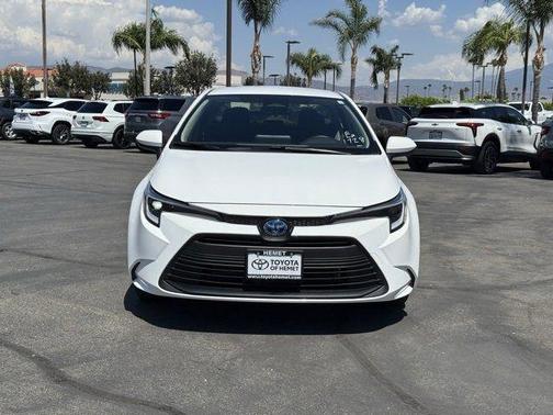 2025 Toyota Corolla Hybrid LE