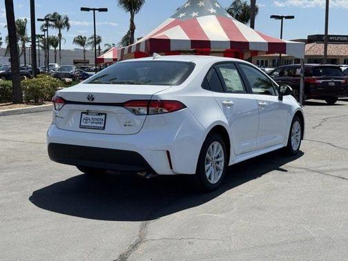 2025 Toyota Corolla Hybrid LE