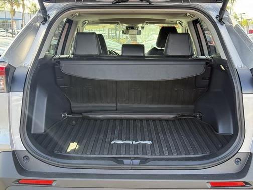 2025 Toyota RAV4 Hybrid XLE Premium
