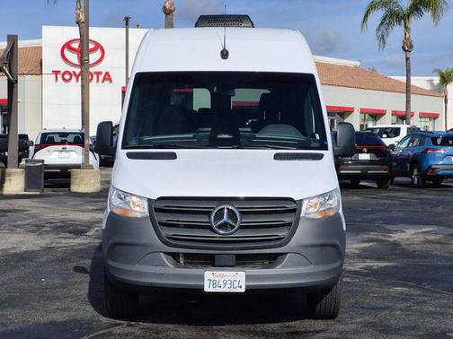 2025 Mercedes-Benz Sprinter 2500 Standard Roof