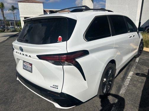 2023 Toyota Sienna XSE 7 Passenger