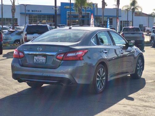 2017 Nissan Altima 2.5 SV