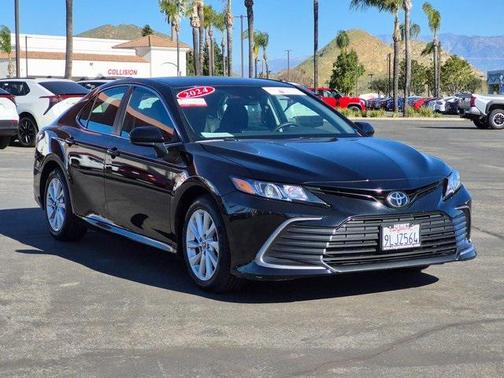 2024 Toyota Camry LE