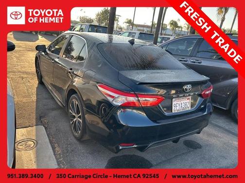 2020 Toyota Camry SE