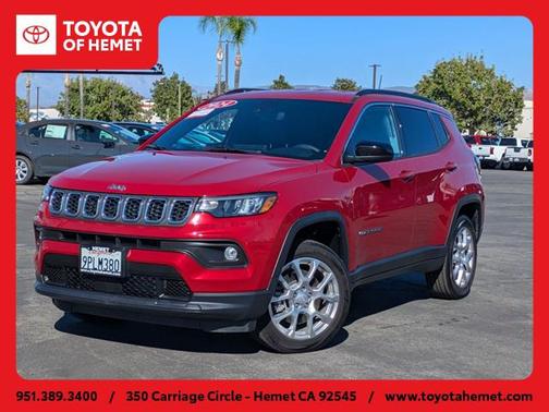 2024 Jeep Compass Latitude Lux