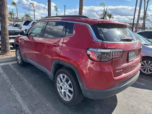 2024 Jeep Compass Latitude Lux