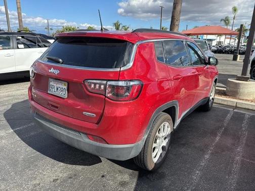 2024 Jeep Compass Latitude Lux
