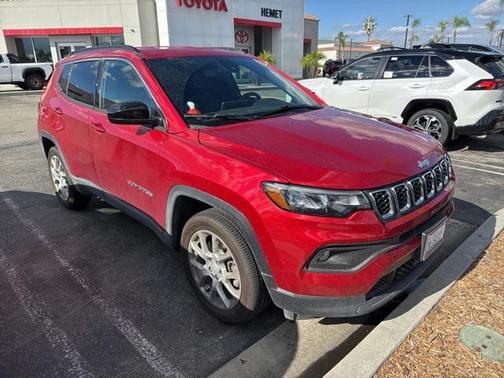 2024 Jeep Compass Latitude Lux