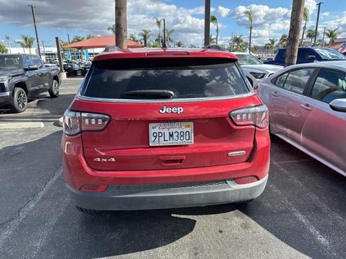 2024 Jeep Compass Latitude Lux