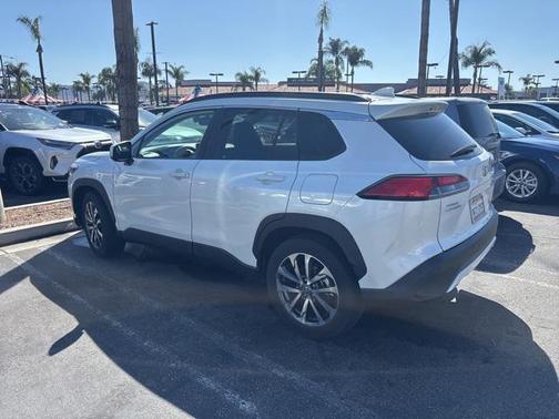 2023 Toyota Corolla Cross XLE