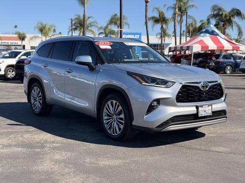 2022 Toyota Highlander Platinum