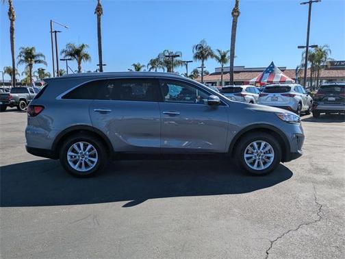 2020 Kia Sorento LX
