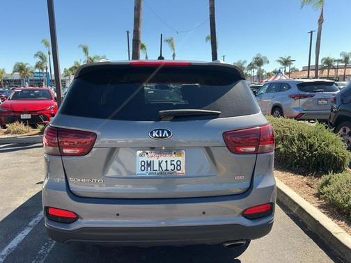2020 Kia Sorento LX