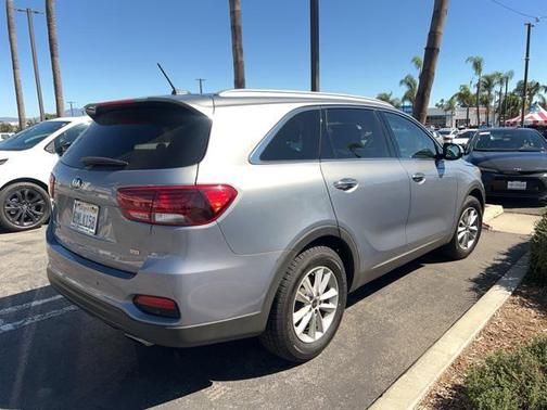 2020 Kia Sorento LX
