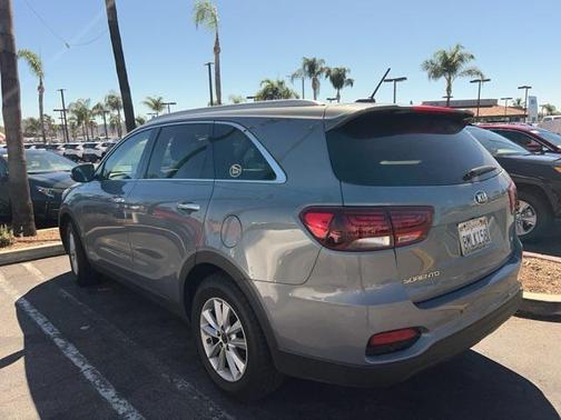 2020 Kia Sorento LX