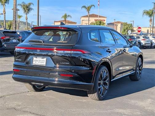 2026 Toyota Crown Signia Limited