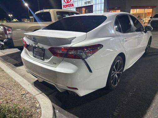 2018 Toyota Camry SE