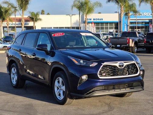 2025 Toyota Highlander LE