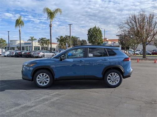 2026 Toyota Corolla Cross LE