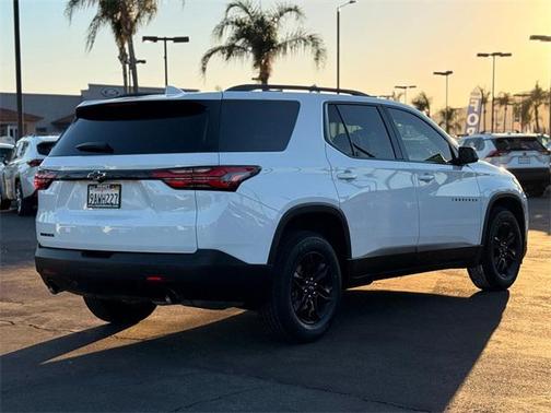 2022 Chevrolet Traverse LS