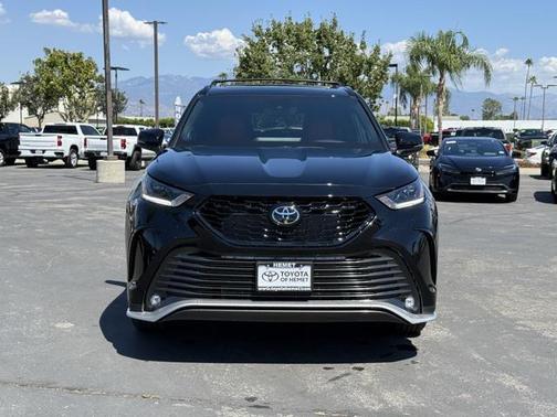 2025 Toyota Highlander XSE