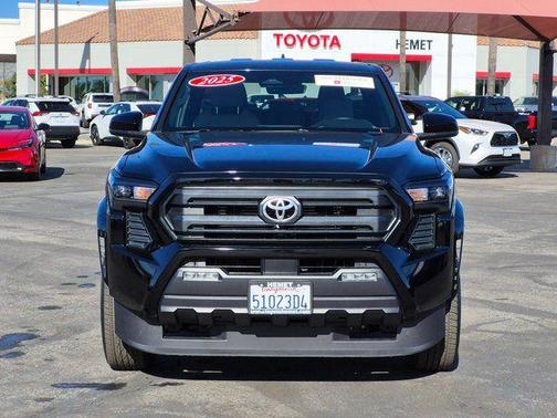 2025 Toyota Tacoma SR5