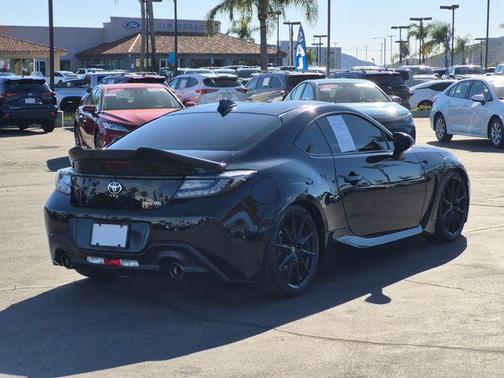 2022 Toyota GR86 Premium