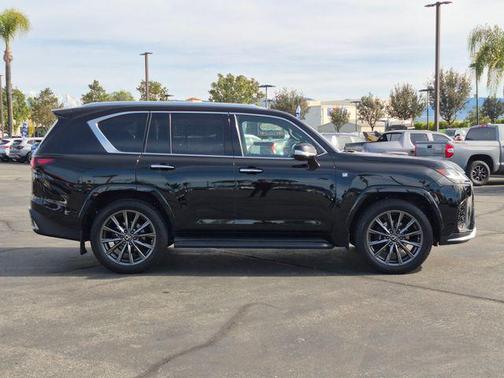 2023 Lexus LX 600 F SPORT