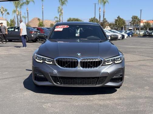 2019 BMW 330 330i