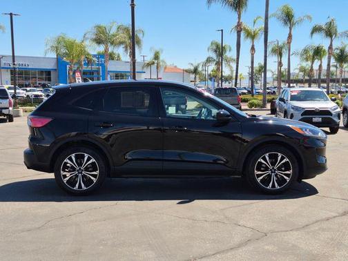 Agate Black Metallic 2021 Ford Escape SE