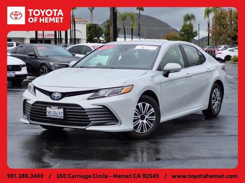 2024 Toyota Camry Hybrid LE