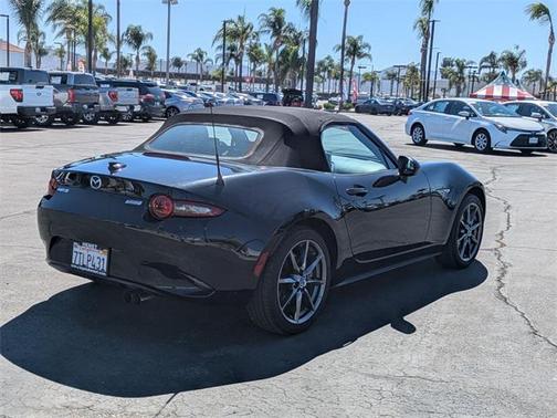 2016 Mazda MX-5 Miata Grand Touring