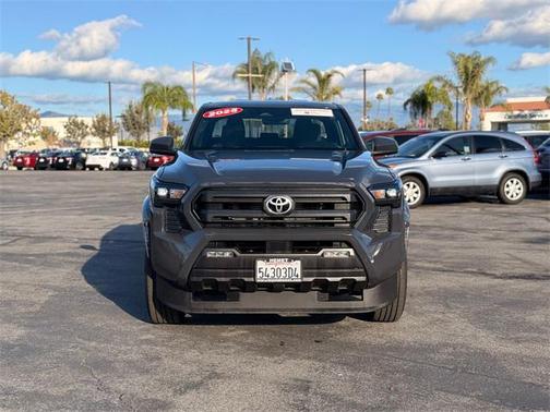2025 Toyota Tacoma SR5