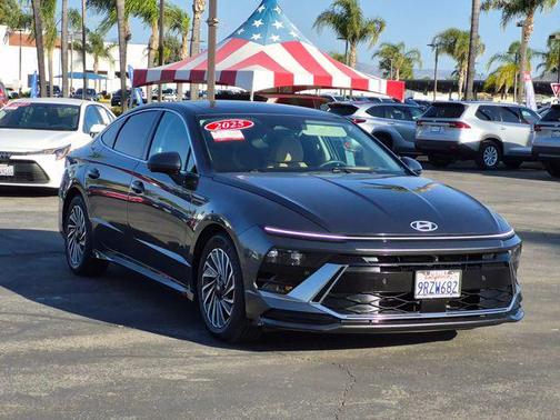 2025 Hyundai SONATA Hybrid Limited
