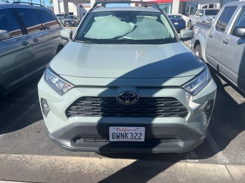 2021 Toyota RAV4 XLE Premium