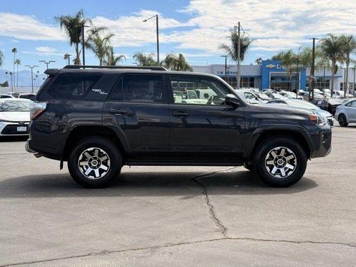 2024 Toyota 4Runner TRD Off Road