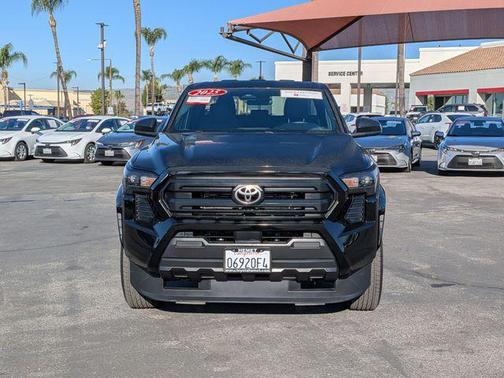2025 Toyota Tacoma SR